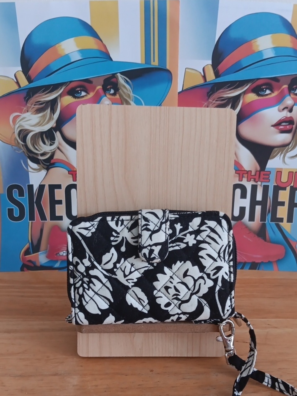 Marie Black & White Floral Quilted Wristlet Wallet